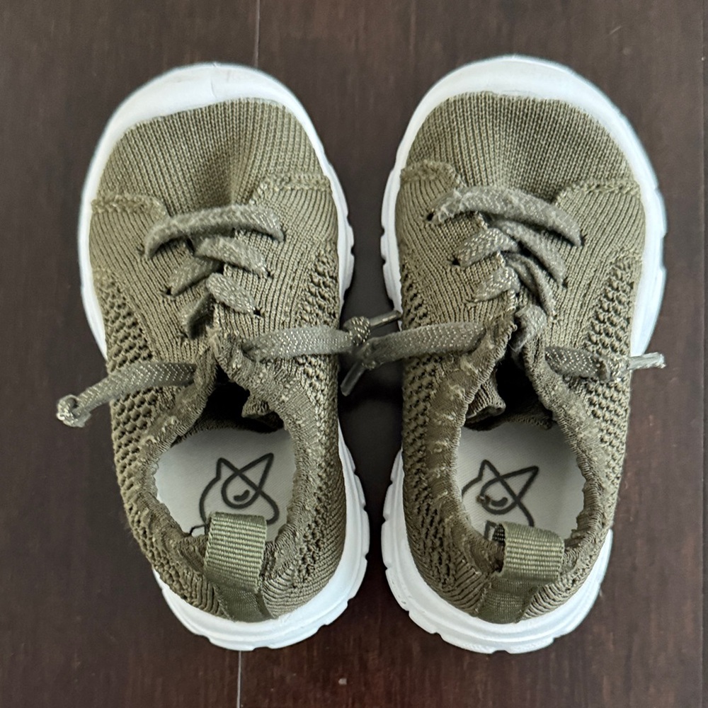 Kids Knit Athletic Sneakers in Olive Green